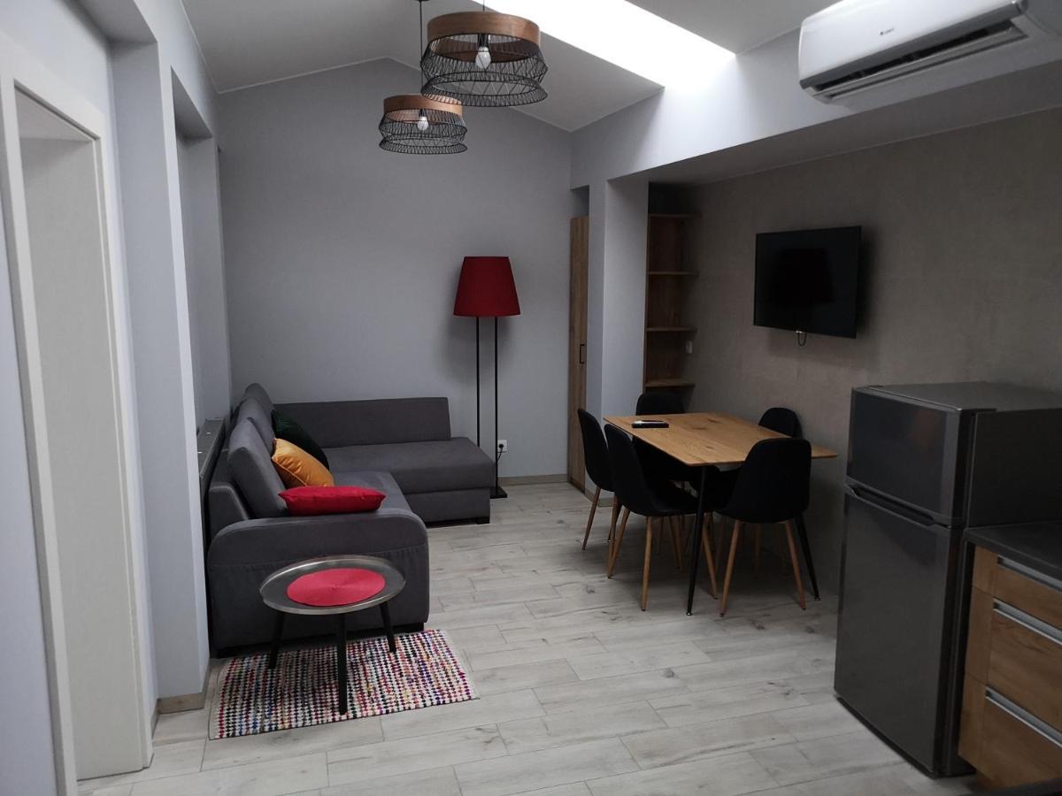 Apartamenty Rynek Wrzesnia Bagian luar foto